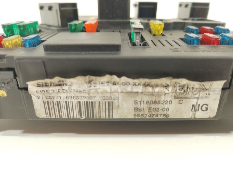 Recambio de caja reles / fusibles para peugeot 206 hatchback (2a/c) 1.4 16v referencia OEM IAM 9652474780  S118085220C Recambio de caja reles / fusibles para peugeot 206 hatchback (2a/c) 1.4 16v referencia OEM IAM 9652474780  S118085220C