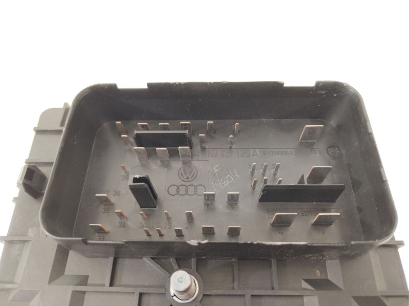 Recambio de caja reles / fusibles para volkswagen golf v (1k1) 1.9 tdi referencia OEM IAM 1K0937125A  