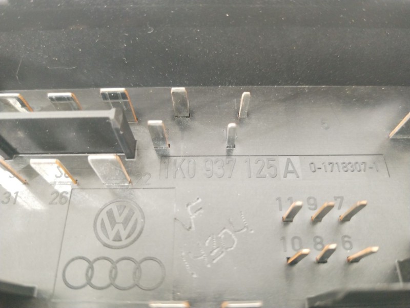 Recambio de caja reles / fusibles para volkswagen golf v (1k1) 1.9 tdi referencia OEM IAM 1K0937125A  
