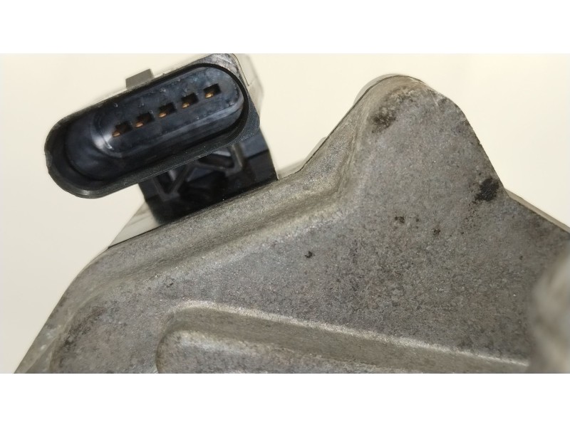 Recambio de caja mariposa para seat leon (1p1) 1.6 tdi referencia OEM IAM 03L128063J  