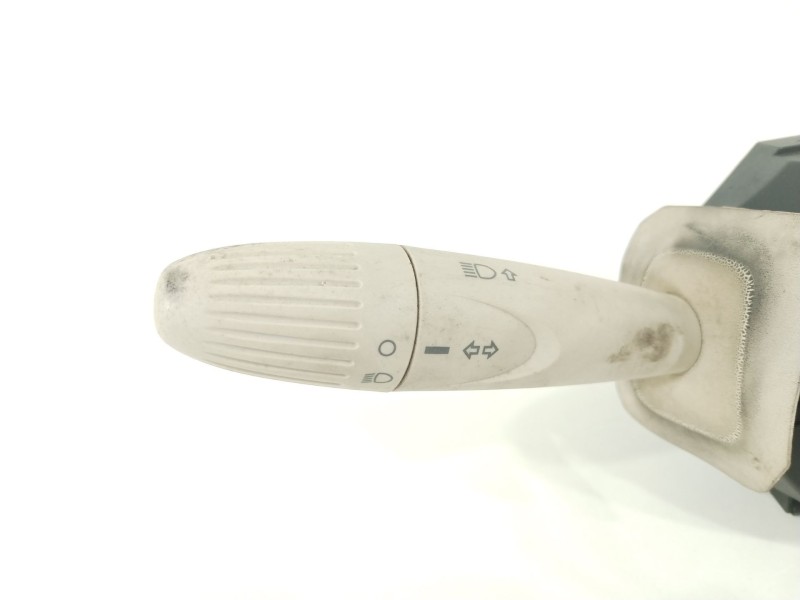 Recambio de mando luces para fiat nuova 500 (150) star referencia OEM IAM 07354724640  