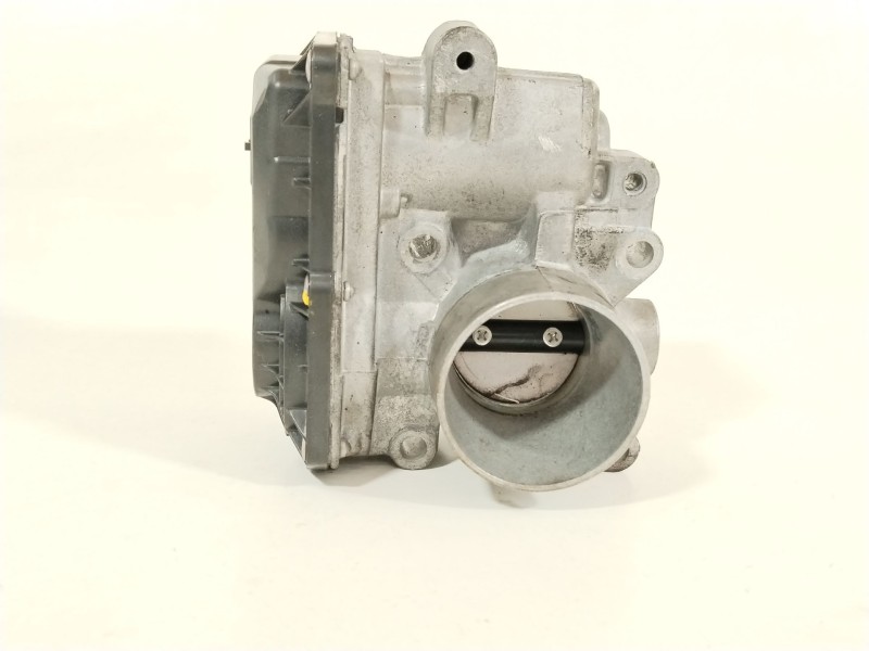 Recambio de caja mariposa para renault clio iii exception referencia OEM IAM 8200568712D  