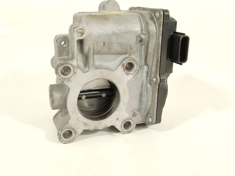 Recambio de caja mariposa para renault clio iii exception referencia OEM IAM 8200568712D  