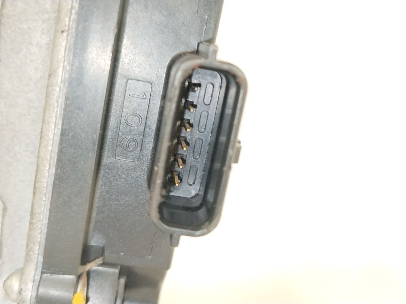 Recambio de caja mariposa para renault clio iii exception referencia OEM IAM 8200568712D  