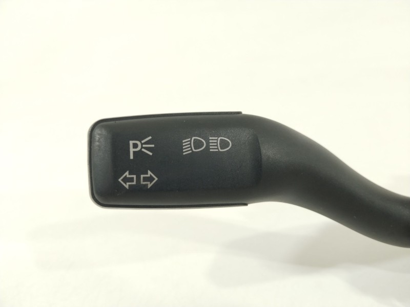 Recambio de mando intermitentes para audi s6 berlina 4f2 referencia OEM IAM 4E0953513E  