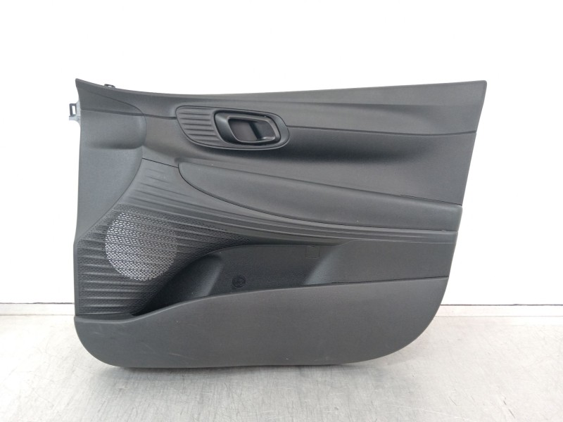 Recambio de guarnecido puerta delantera derecha para hyundai i20 iii (bc3, bi3) 1.2 referencia OEM IAM 82320Q0000  