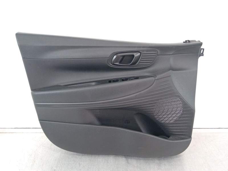 Recambio de guarnecido puerta delantera izquierda para hyundai i20 iii (bc3, bi3) 1.2 referencia OEM IAM 82310q0000  