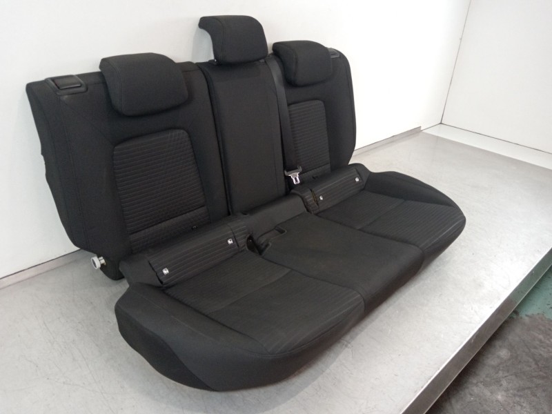 Recambio de asientos traseros para hyundai i20 iii (bc3, bi3) 1.2 referencia OEM IAM 89151000  
