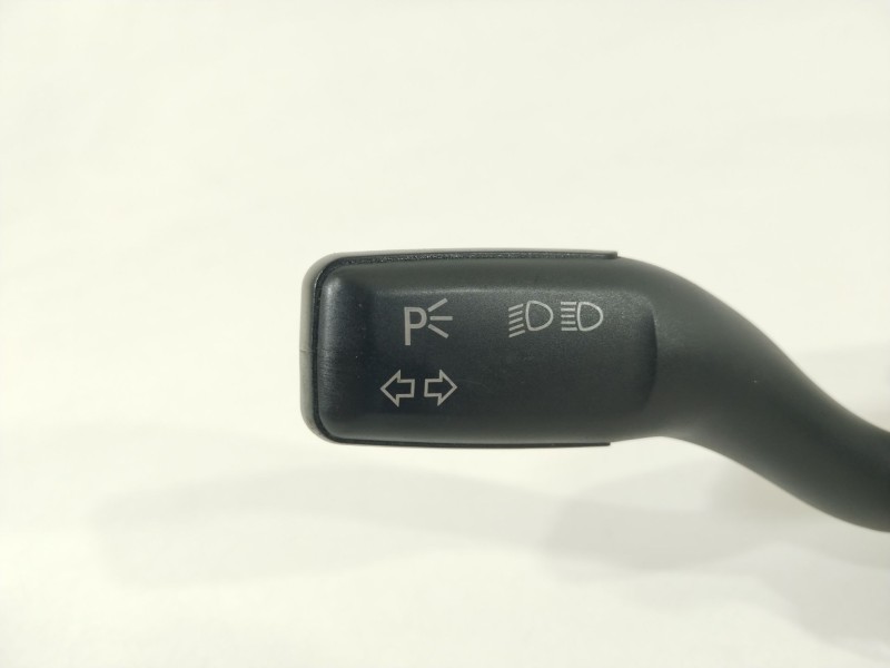 Recambio de mando intermitentes para audi a6 berlina (4f2) 2.7 tdi referencia OEM IAM 4E0953513E  