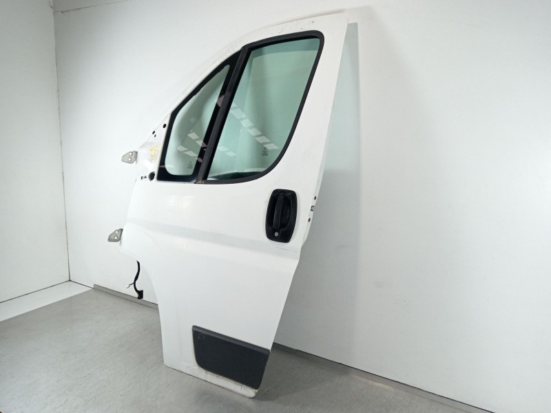 Recambio de puerta delantera izquierda para peugeot boxer furgoneta 2.2 hdi 130 referencia OEM IAM   