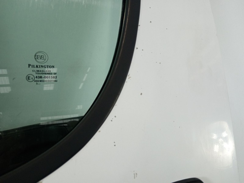 Recambio de puerta delantera izquierda para peugeot boxer furgoneta 2.2 hdi 130 referencia OEM IAM   