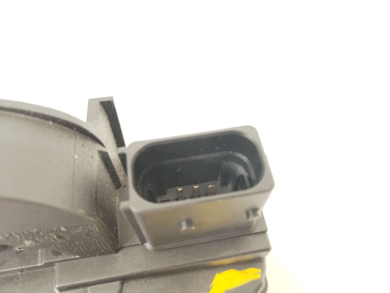 Recambio de cerradura puerta trasera izquierda para opel ampera (r12) ev 150 referencia OEM IAM 13579551  