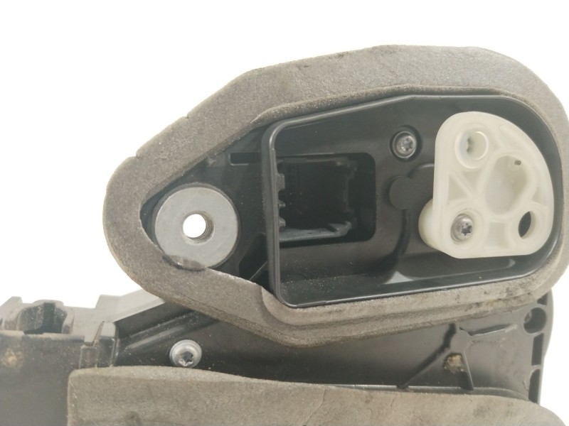 Recambio de cerradura puerta trasera derecha para opel insignia grand sport business referencia OEM IAM 13598385  