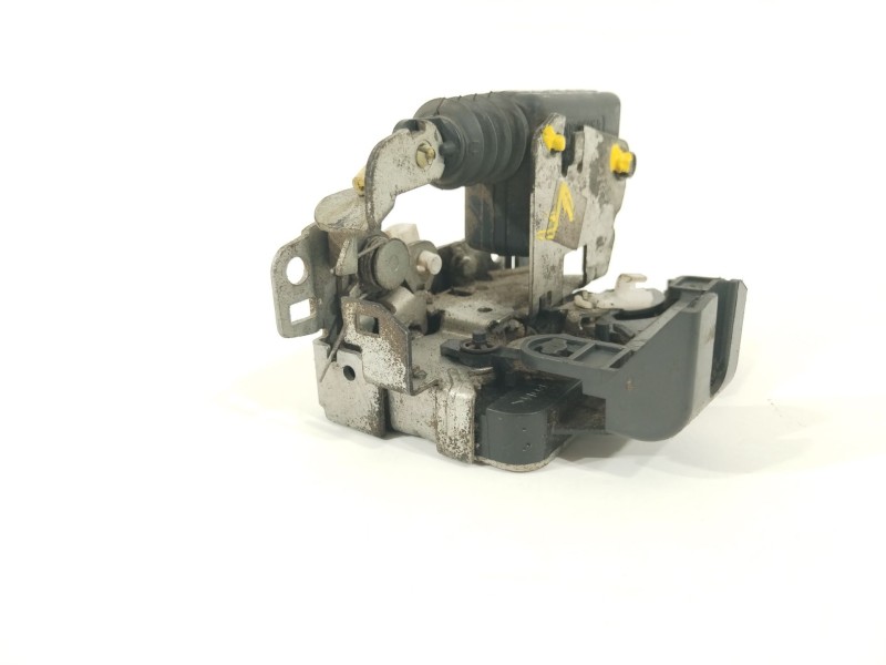 Recambio de cerradura puerta delantera derecha para dacia sandero ambiance referencia OEM IAM 8200735224  