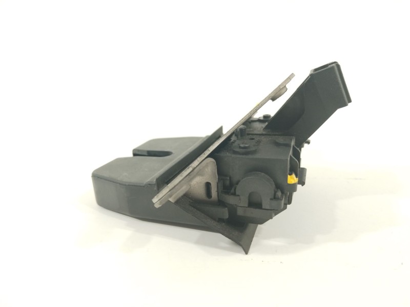 Recambio de cerradura maletero / porton para ford mondeo ber. (ca2) ghia referencia OEM IAM 8M51R442A66EA  