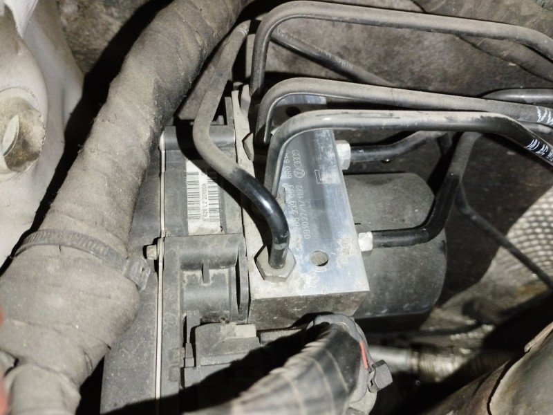 Recambio de abs para volkswagen polo v (6r1, 6c1) 1.6 tdi referencia OEM IAM 6R0614517AD  0265239003