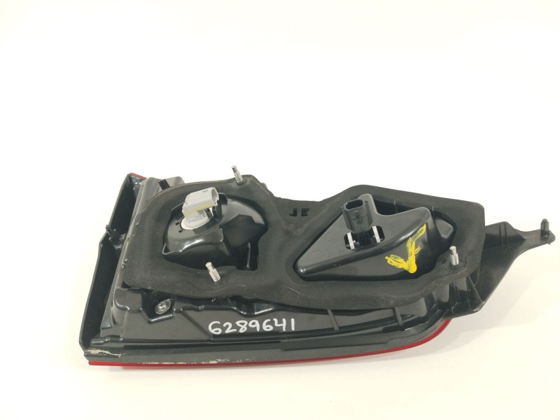 Recambio de piloto trasero derecho en porton para nissan qashqai (j11) acenta referencia OEM IAM 26550HV55A  26550HV05A