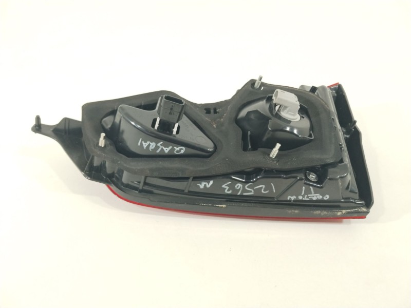 Recambio de piloto trasero izquierdo en porton para nissan qashqai (j11) acenta referencia OEM IAM 26555HV05A  26555HV55A