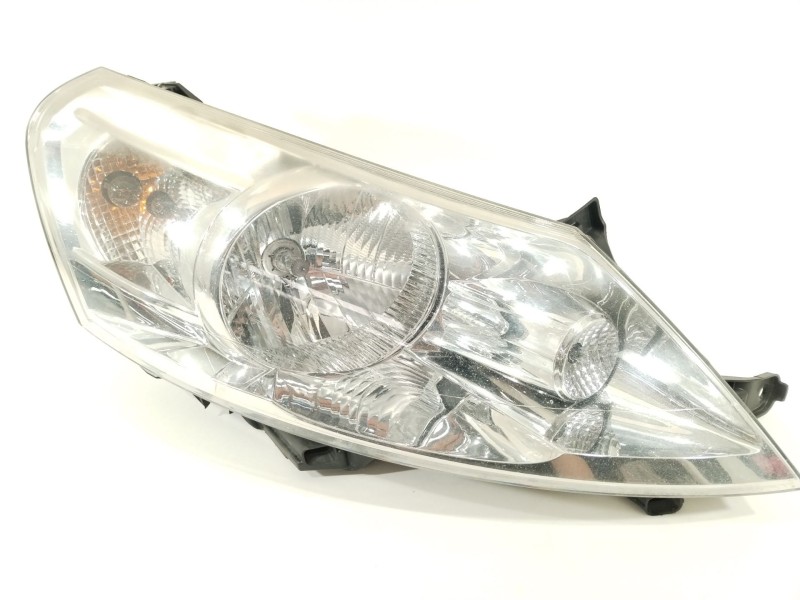 Recambio de faro derecho para fiat scudo autobús (270_, 272_) 2.0 d multijet referencia OEM IAM 1401367980  89902604