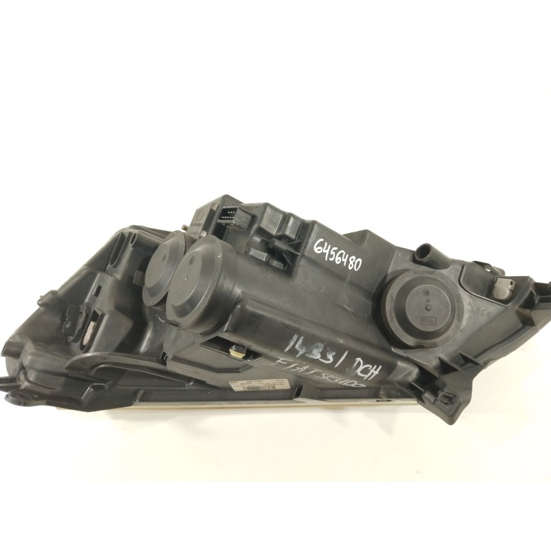 Recambio de faro derecho para fiat scudo autobús (270_, 272_) 2.0 d multijet referencia OEM IAM 1401367980  89902604