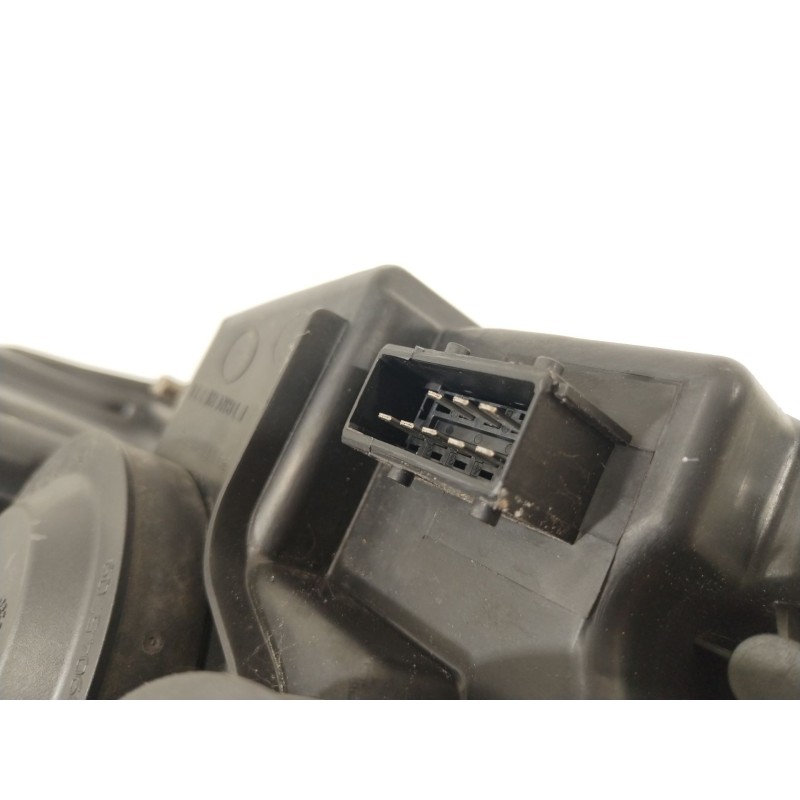 Recambio de faro derecho para fiat scudo autobús (270_, 272_) 2.0 d multijet referencia OEM IAM 1401367980  89902604