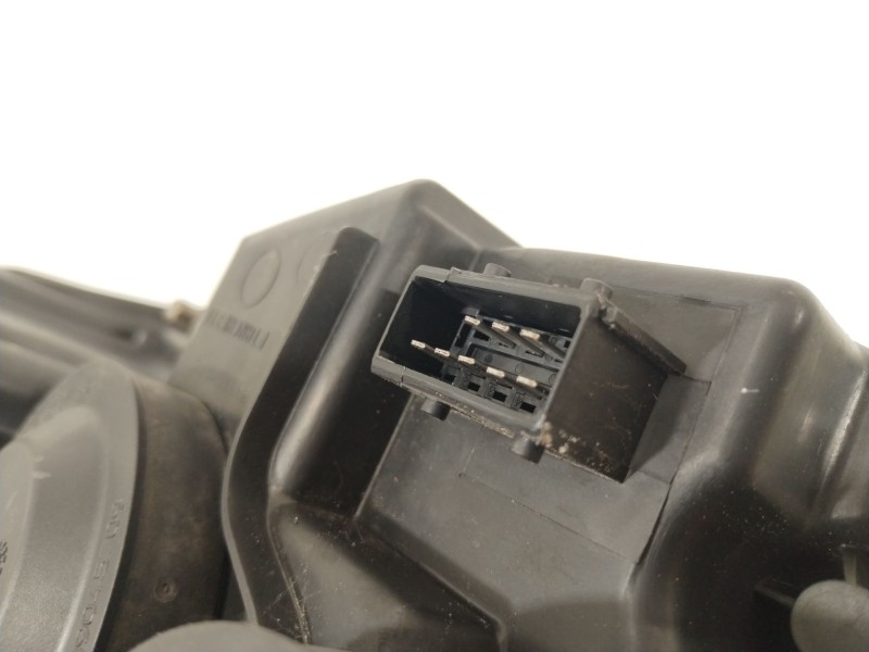 Recambio de faro derecho para fiat scudo autobús (270_, 272_) 2.0 d multijet referencia OEM IAM 1401367980  89902604