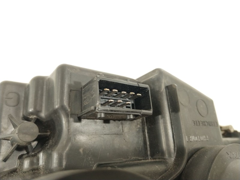 Recambio de faro izquierdo para fiat scudo autobús (270_, 272_) 2.0 d multijet referencia OEM IAM 89902605  