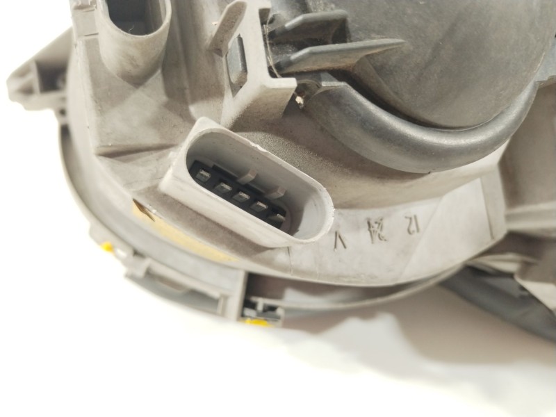 Recambio de faro izquierdo para mercedes-benz clase c (w203) c 220 cdi (203.006) referencia OEM IAM A2038200161  