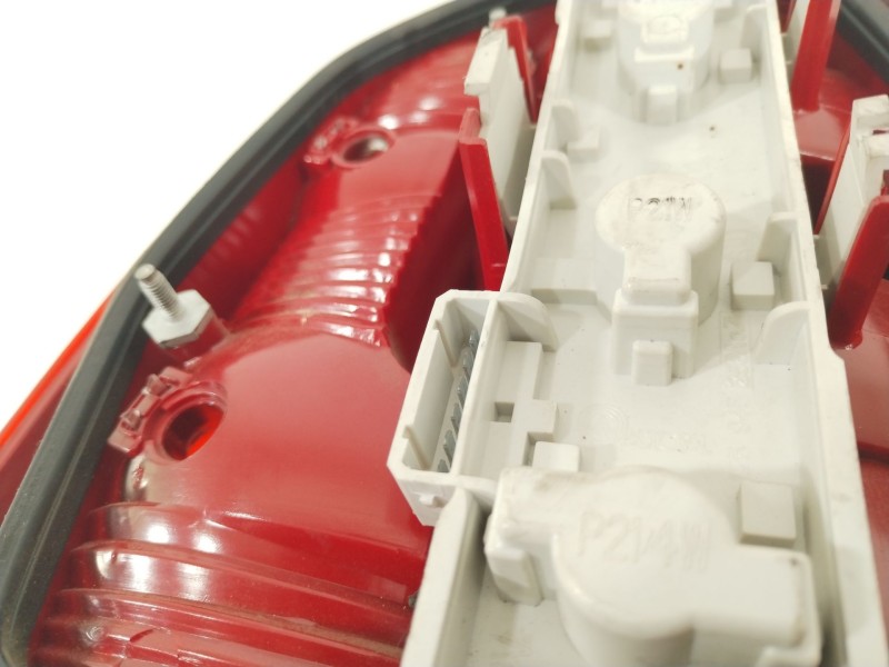 Recambio de piloto trasero derecho para skoda octavia berlina (1z3) elegance referencia OEM IAM 1Z5945112A  086651909