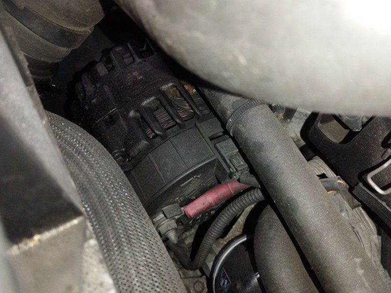 Recambio de alternador para renault megane iii hatchback (bz0/1_, b3_) 1.5 dci referencia OEM IAM   