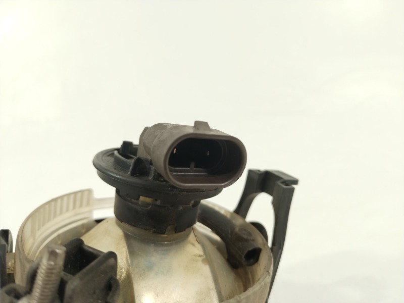 Recambio de faro antiniebla derecho para volkswagen golf v (1k1) 1.9 tdi 4motion referencia OEM IAM 1K0941700C  27128600