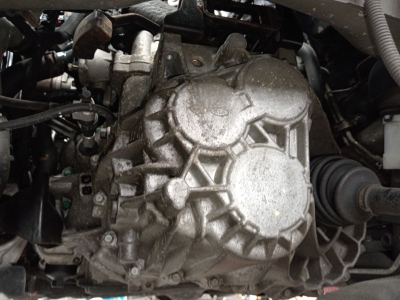 Recambio de caja cambios para kia carnival 2.2 crdi vgt emotion referencia OEM IAM   