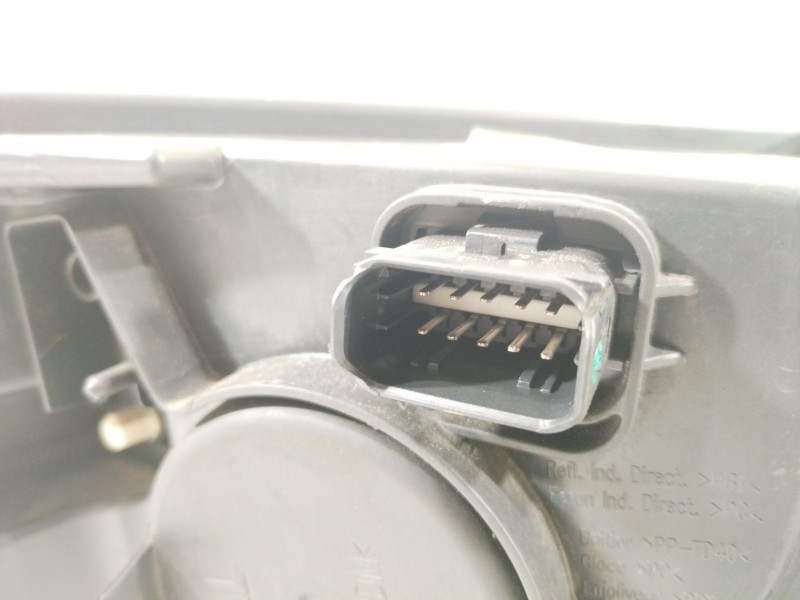 Recambio de faro izquierdo para citroën c4 ii (nc_) 1.4 vti 95 referencia OEM IAM 9687308280  