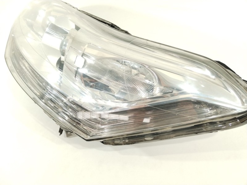 Recambio de faro izquierdo para citroën c5 iii (rd_) 2.0 hdi 140 referencia OEM IAM 9684845880  6208H8