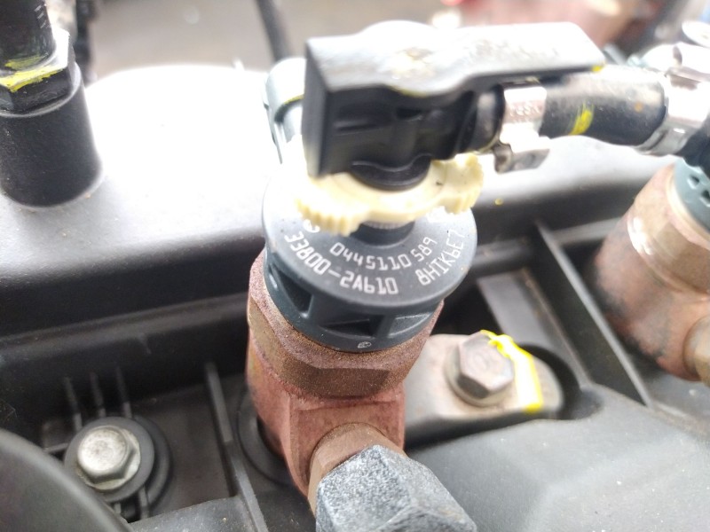 Recambio de inyector para hyundai tucson essence bluedrive 2wd referencia OEM IAM 338002A610  0445110589