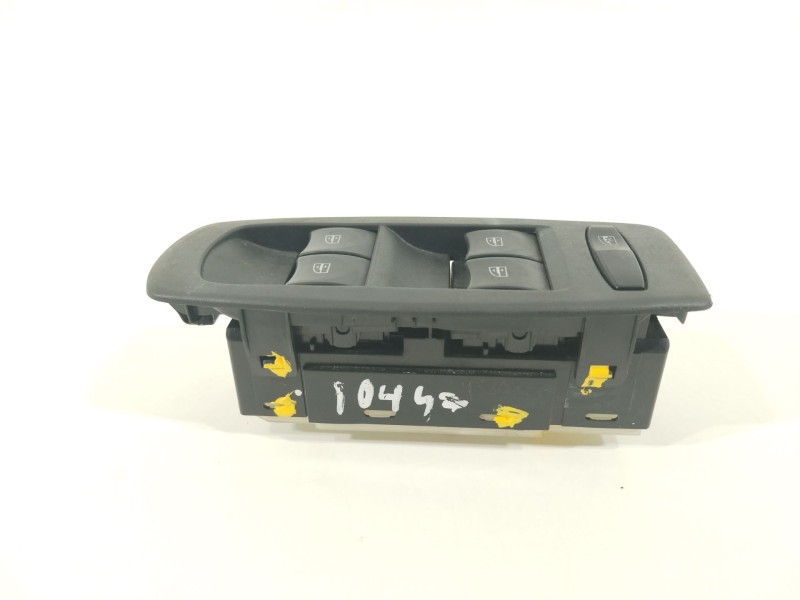 Recambio de mando elevalunas delantero izquierdo para renault koleos bose edition referencia OEM IAM 25401JY00C  