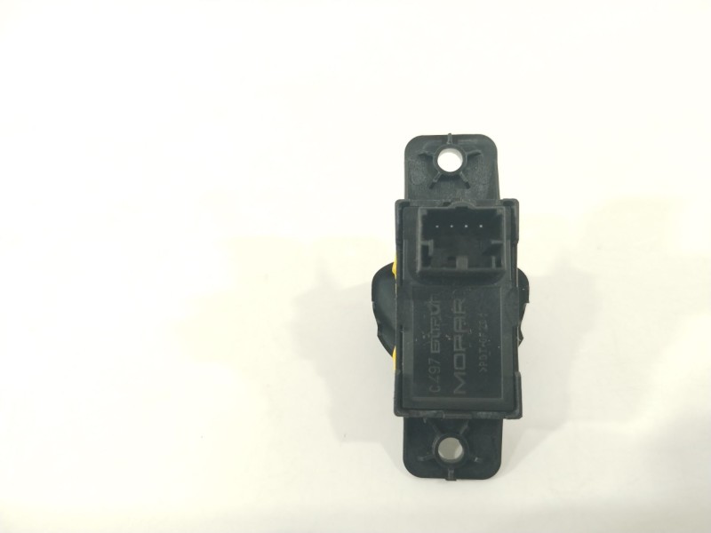 Recambio de mando elevalunas delantero izquierdo para fiat nuova 500 (150) star referencia OEM IAM 07356294040  