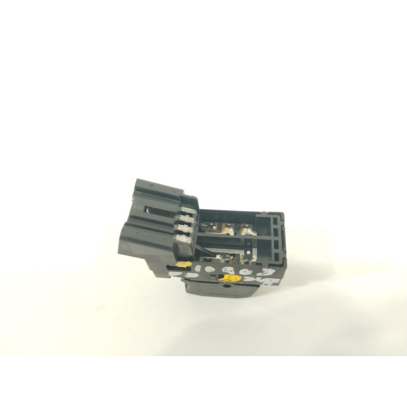 Recambio de mando elevalunas delantero derecho para suzuki swift berlina (mz) gl (3-ptas.) referencia OEM IAM 3799562J00  62J00