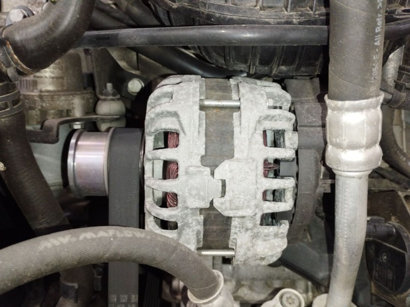 Recambio de alternador para seat ibiza v (kj1, kjg) 1.0 tsi referencia OEM IAM 04E903015A  F000BL07DL