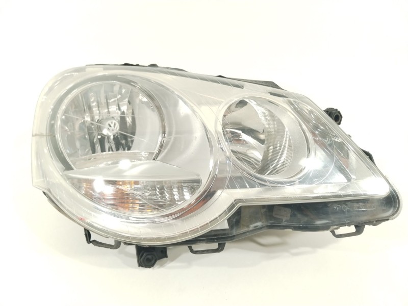Recambio de faro derecho para volkswagen polo iv (9n_, 9a_) 1.6 16v referencia OEM IAM 6Q1941008AQ  89312000
