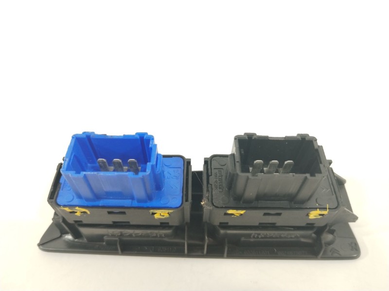 Recambio de mando elevalunas delantero izquierdo para citroën c-elysée shine referencia OEM IAM 96657987ZD  96657987ZD