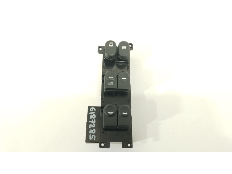 Recambio de mando elevalunas delantero izquierdo para hyundai i30 classic referencia OEM IAM 935702L010  