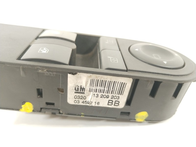 Recambio de mando elevalunas delantero izquierdo para opel astra h gtc (a04) 1.7 cdti (l08) referencia OEM IAM 13209203  
