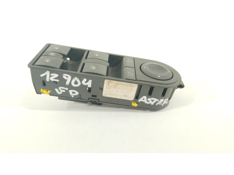 Recambio de mando elevalunas delantero izquierdo para opel astra h berlina cosmo referencia OEM IAM 13183677  13183677AL