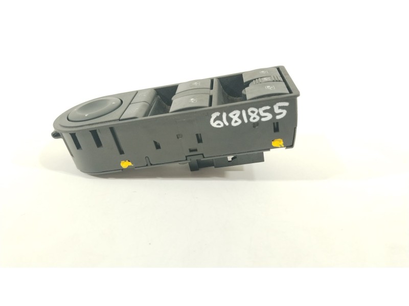 Recambio de mando elevalunas delantero izquierdo para opel astra h berlina cosmo referencia OEM IAM 13183677  13183677AL