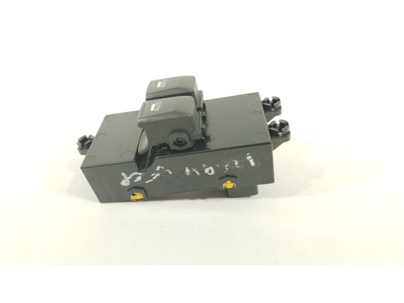 Recambio de mando elevalunas delantero izquierdo para kia cee´d spirit referencia OEM IAM 93670A2100  49D49A1000