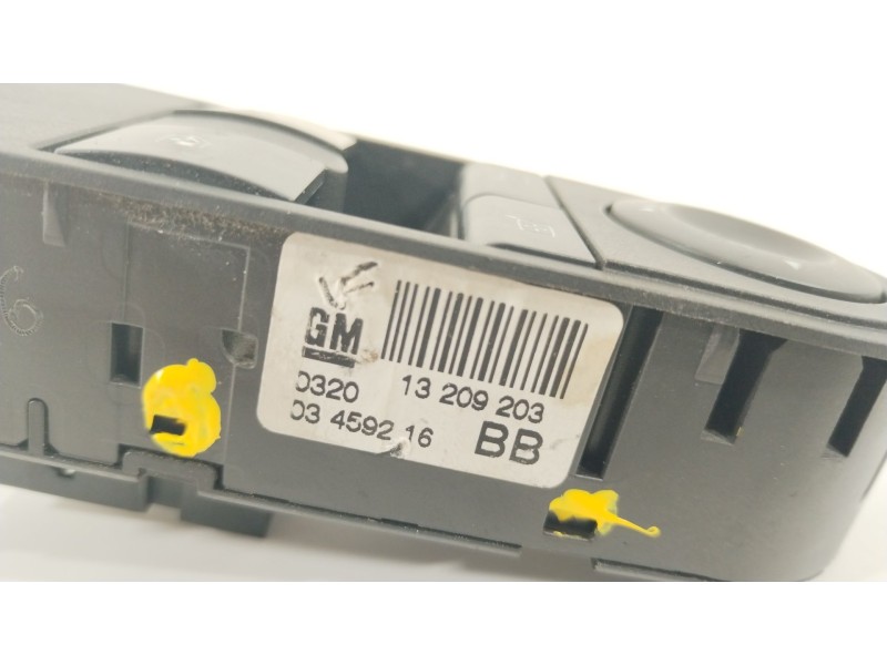Recambio de mando elevalunas delantero izquierdo para opel astra h (a04) 1.9 cdti (l48) referencia OEM IAM 13209203  