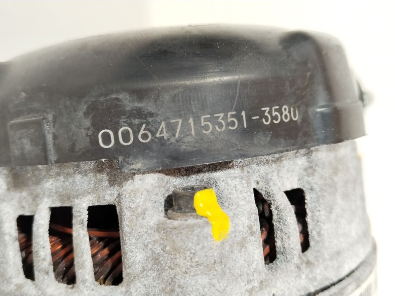 Recambio de alternador para kia cee´d business referencia OEM IAM 373002A750  