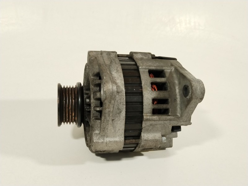 Recambio de alternador para daewoo lanos cool referencia OEM IAM 96303556  