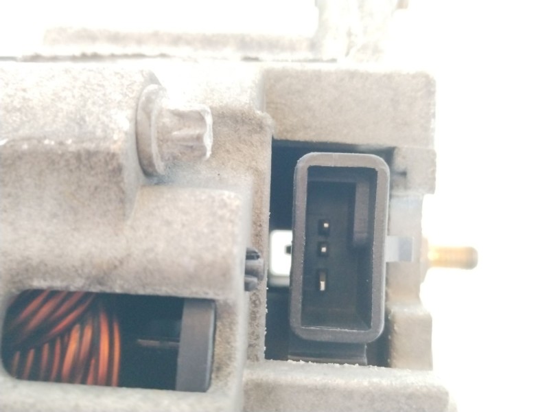 Recambio de alternador para daewoo lanos cool referencia OEM IAM 96303556  